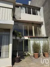 NEX-282963 - Casa en Renta, con 5 recamaras, con 3 baños, con 260 m2 de construcción en Lomas de Tecamachalco, CP 53950, Estado de México.