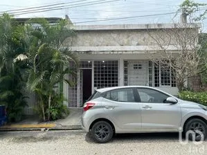 NEX-279961 - Casa en Venta, con 2 recamaras, con 1 baño, con 140 m2 de construcción en La Salle 3a Sección, CP 29070, Chiapas.