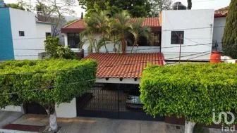 NEX-279979 - Casa en Venta, con 3 recamaras, con 4 baños, con 280 m2 de construcción en Las Arboledas, CP 29030, Chiapas.