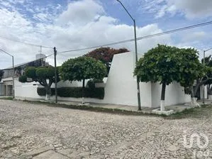 NEX-279998 - Casa en Venta, con 3 recamaras, con 3 baños, con 490 m2 de construcción en El Mirador II, CP 29057, Chiapas.