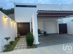 NEX-280022 - Casa en Renta, con 2 recamaras, con 2 baños, con 240 m2 de construcción en Campestre Arenal, CP 29057, Chiapas.