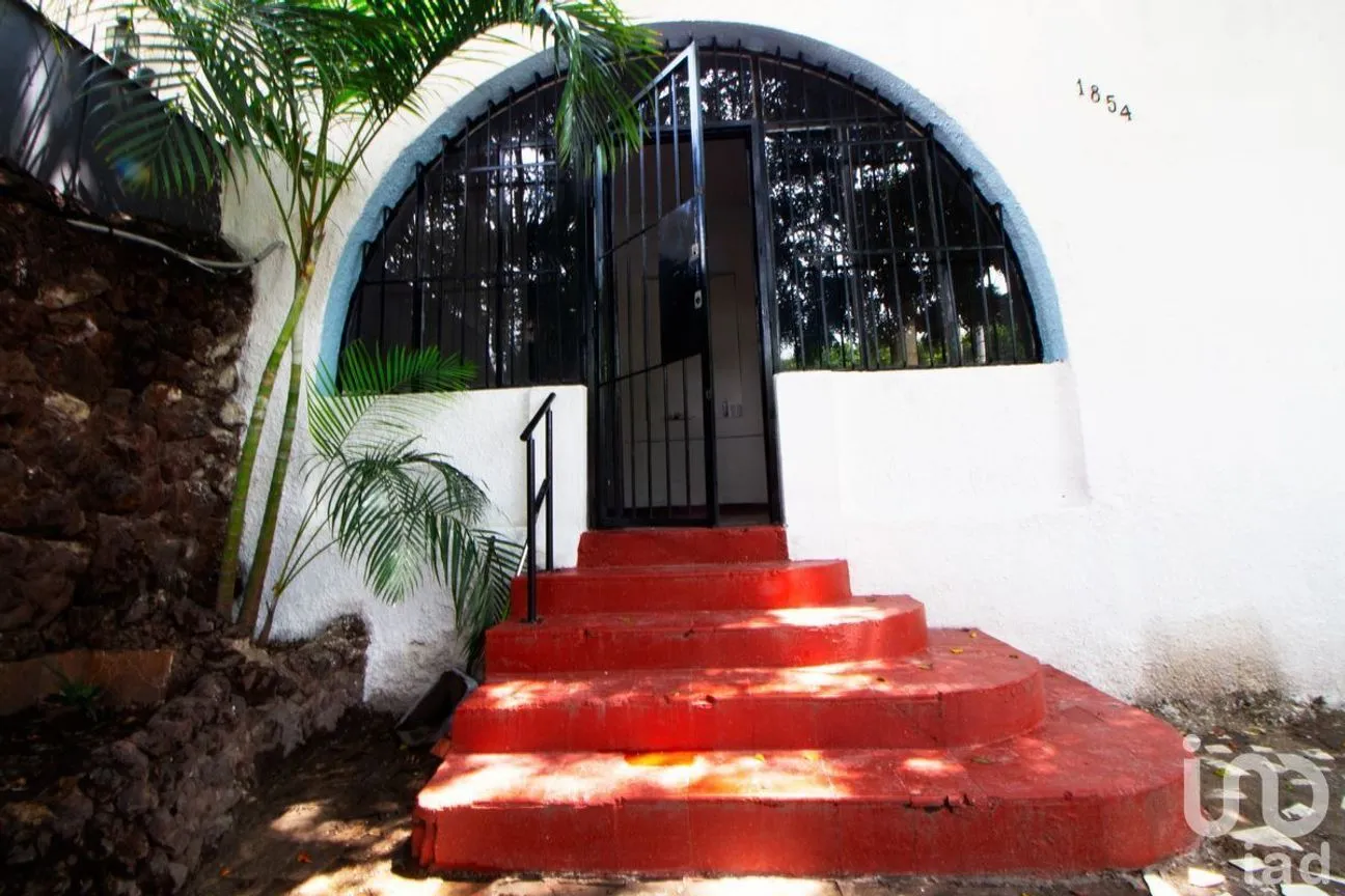 Casa en Venta en Americana, Guadalajara, Jalisco | NEX-103908 | iad México | Foto 2 de 11