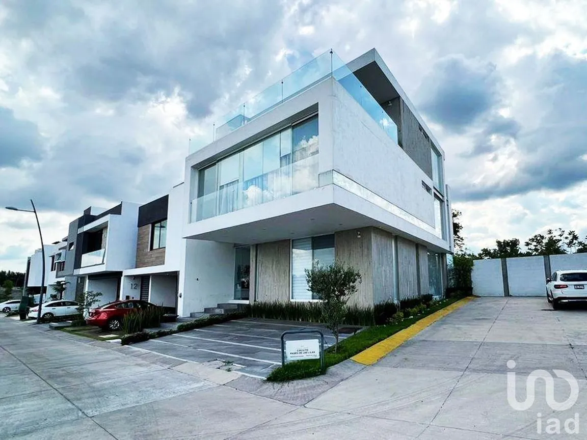 Casa en Venta en Rinconada Del Parque, Zapopan, Jalisco | NEX-229489 | iad México | Foto 2 de 21