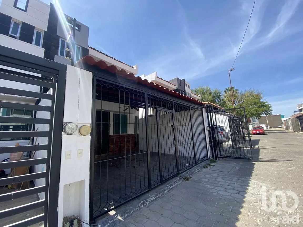 Casa en Venta en Real de Valdepeñas, Zapopan, Jalisco | NEX-229493 | iad México | Foto 3 de 32