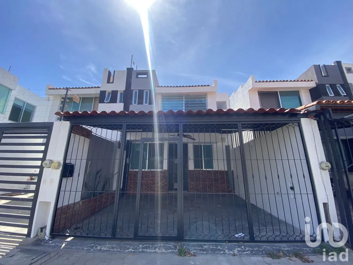 Casa en Venta en Real de Valdepeñas, Zapopan, Jalisco | NEX-229493 | iad México | Foto 1 de 32