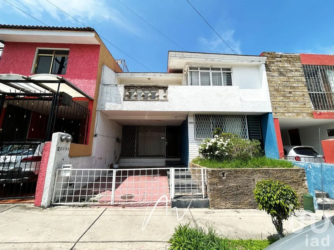Casa en Venta en Jardines del Country, Guadalajara, Jalisco | NEX-229518 | iad México | Foto 3 de 40