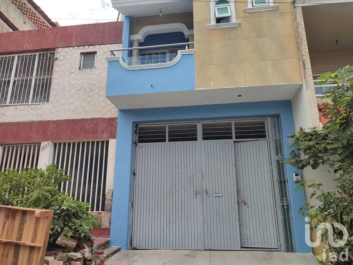 Casa en Venta en Santa Cecilia 2a. Sección, Guadalajara, Jalisco | NEX-229519 | iad México | Foto 2 de 36