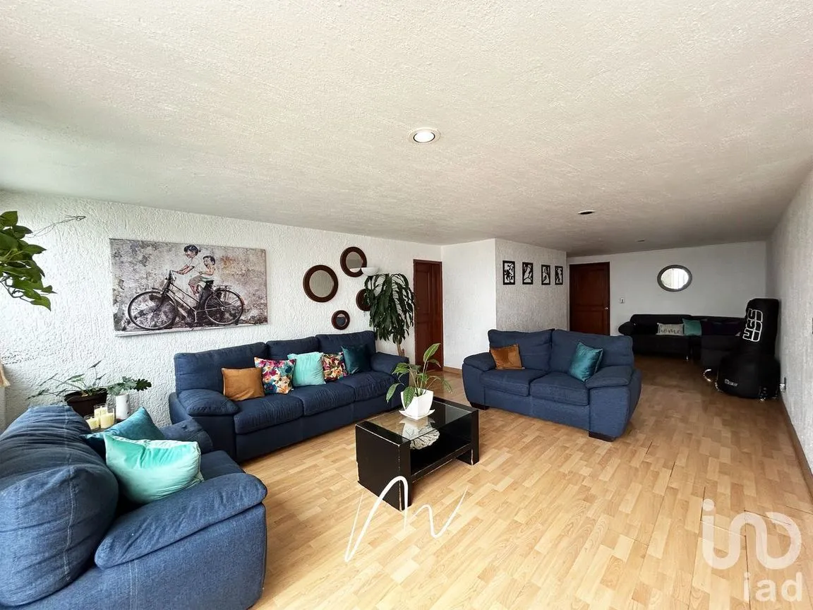 Departamento en Venta en Jacarandas, Zapopan, Jalisco | NEX-229522 | iad México | Foto 1 de 40