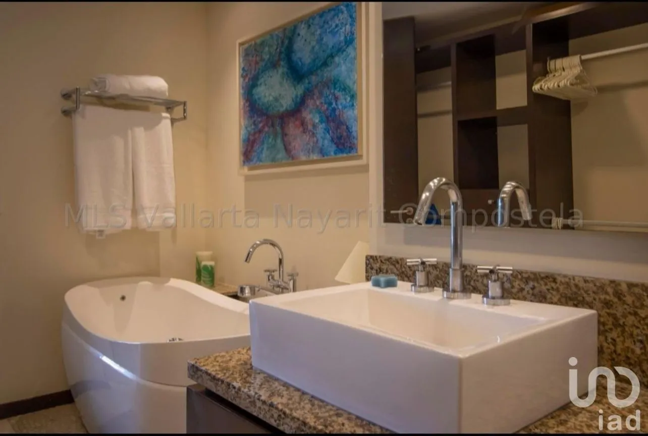 Departamento en Venta en Zona Hotelera Norte, Puerto Vallarta, Jalisco | NEX-231732 | iad México | Foto 18 de 27