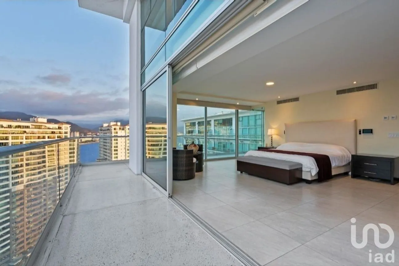 Departamento en Venta en Zona Hotelera Norte, Puerto Vallarta, Jalisco | NEX-231818 | iad México | Foto 15 de 38