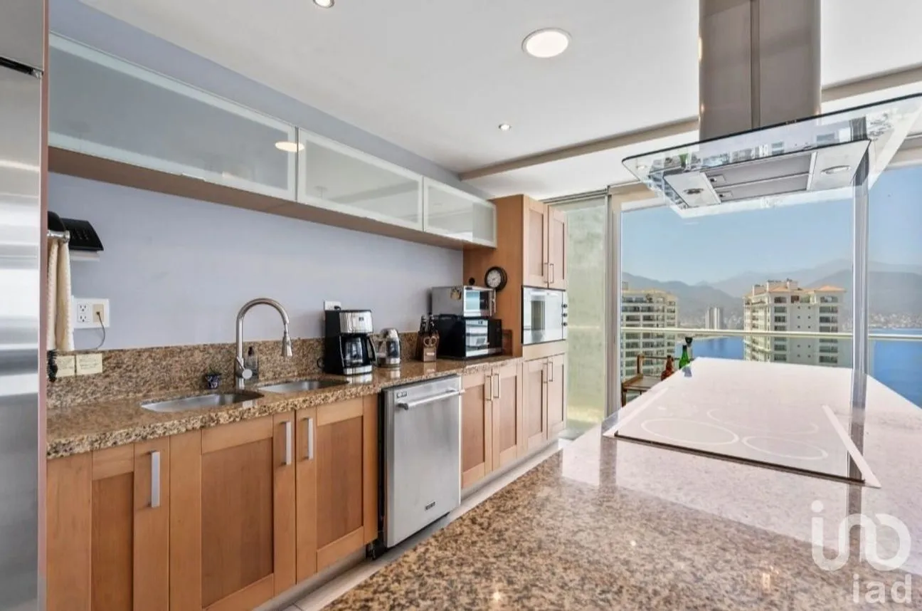 Departamento en Venta en Zona Hotelera Norte, Puerto Vallarta, Jalisco | NEX-231818 | iad México | Foto 8 de 38