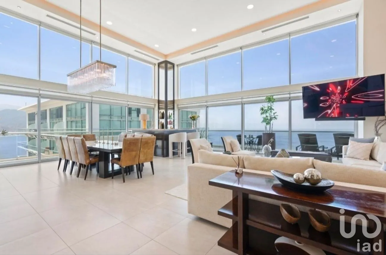 Departamento en Venta en Zona Hotelera Norte, Puerto Vallarta, Jalisco | NEX-231818 | iad México | Foto 1 de 38