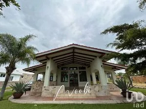 NEX-266695 - Casa en Venta, con 3 recamaras, con 2 baños, con 280 m2 de construcción en La Vega, CP 46765, Jalisco.