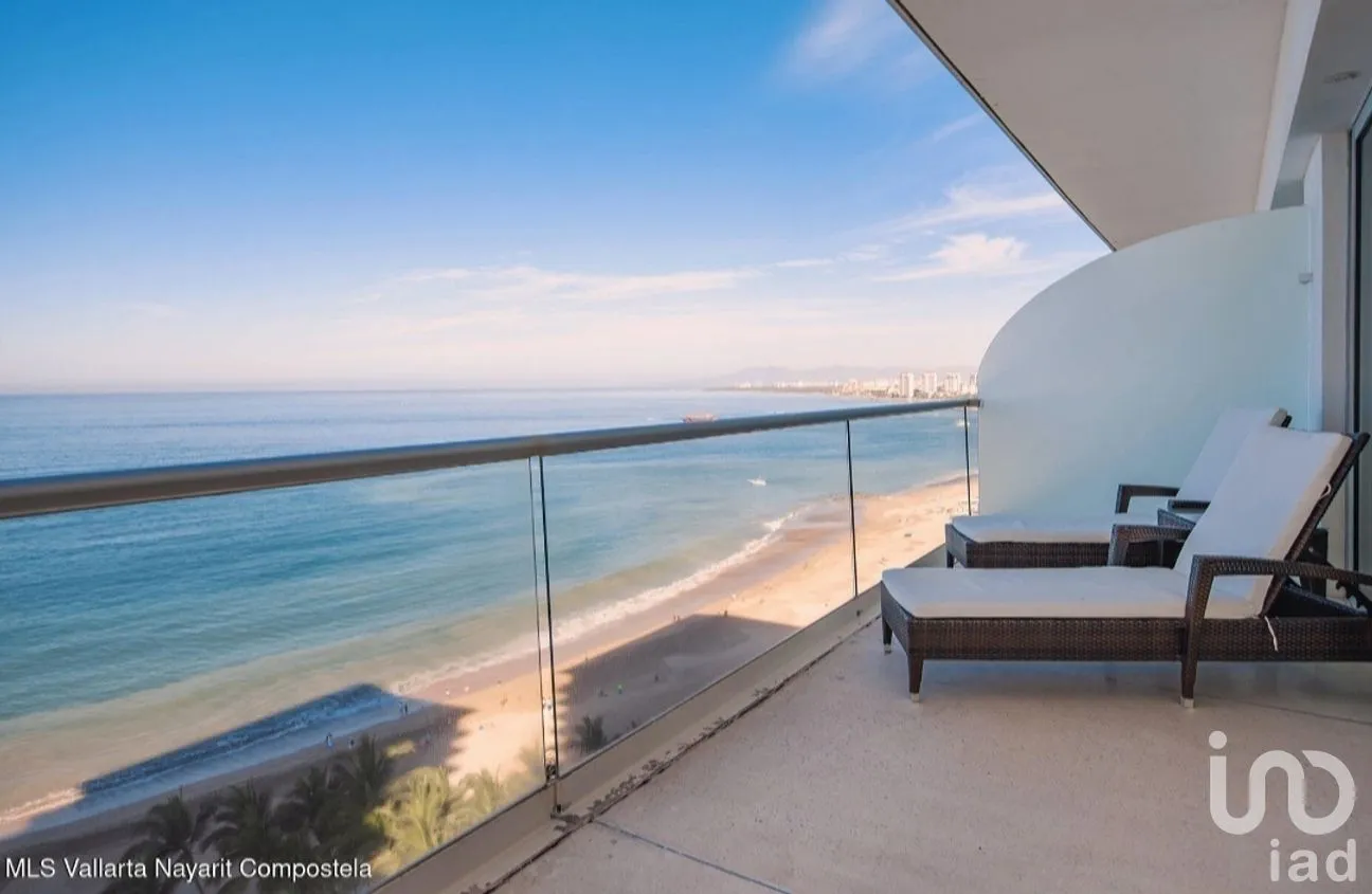 Departamento en Venta en Zona Hotelera Norte, Puerto Vallarta, Jalisco | NEX-271194 | iad México | Foto 1 de 17