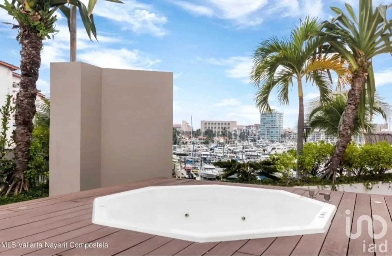 Departamento en Venta en Marina Vallarta, Puerto Vallarta, Jalisco | NEX-276082 | iad México | Foto 8 de 17