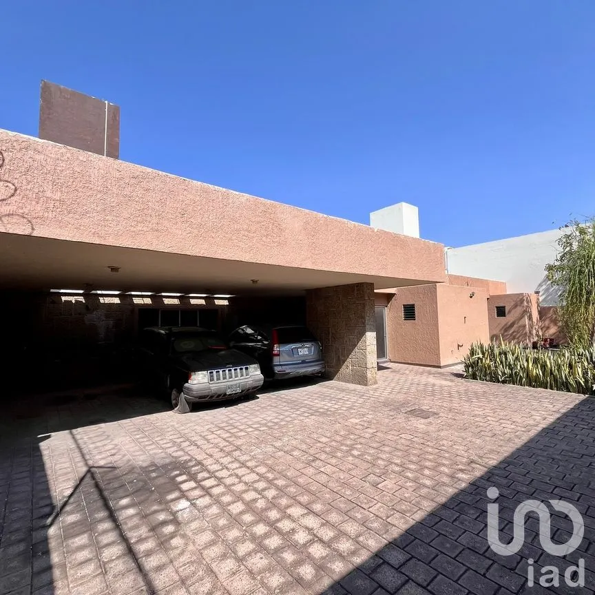 Casa en Venta en Colinas de San Javier, Guadalajara, Jalisco | NEX-279746 | iad México | Foto 2 de 32