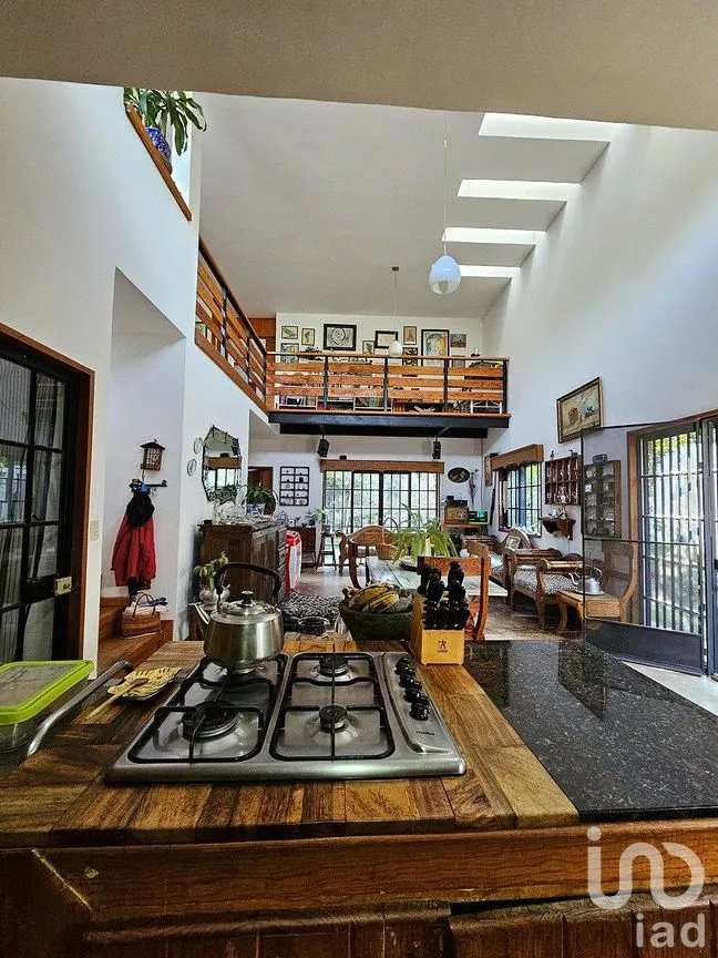 Casa en Venta en La Venta Del Astillero, Zapopan, Jalisco | NEX-288249 | iad México | Foto 2 de 44