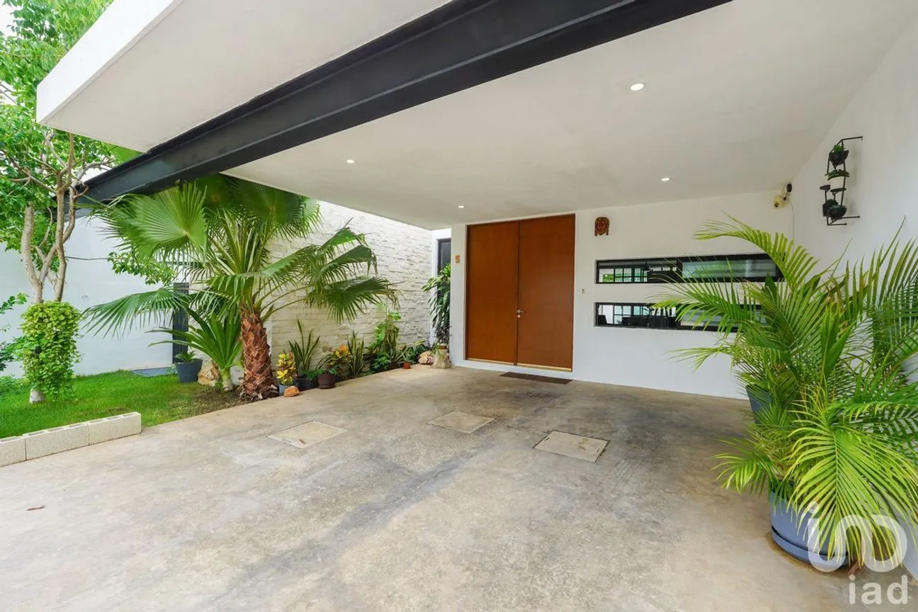 Casa en Venta en Conkal, Conkal, Yucatán | NEX-228459 | iad México | Foto 2 de 44