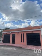 NEX-294618 - Casa en Venta, con 3 recamaras, con 2 baños, con 240.25 m2 de construcción en Mulsay, CP 97249, Yucatán.