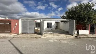 NEX-294638 - Casa en Venta, con 2 recamaras, con 1 baño, con 80.33 m2 de construcción en Caucel, CP 97314, Yucatán.