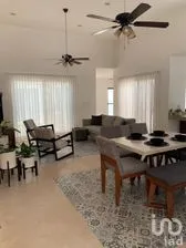 NEX-299184 - Casa en Venta, con 2 recamaras, con 2 baños, con 253.32 m2 de construcción.