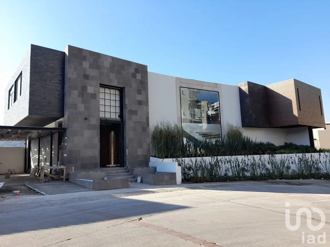 Casa en Venta en Bosque Real, Huixquilucan, Estado de México | NEX-269599 | iad México | Foto 1 de 29
