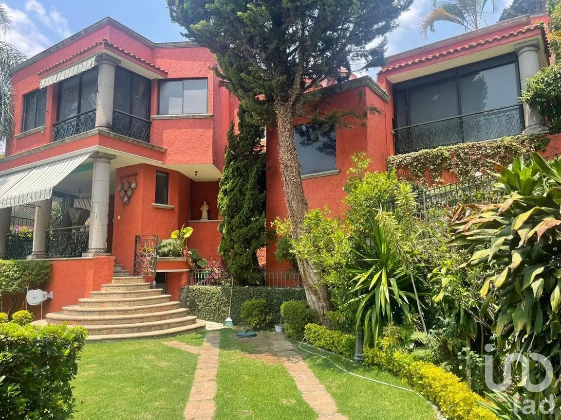 Casa en Venta en Rancho Cortes, Cuernavaca, Morelos | NEX-272531 | iad México | Foto 2 de 36