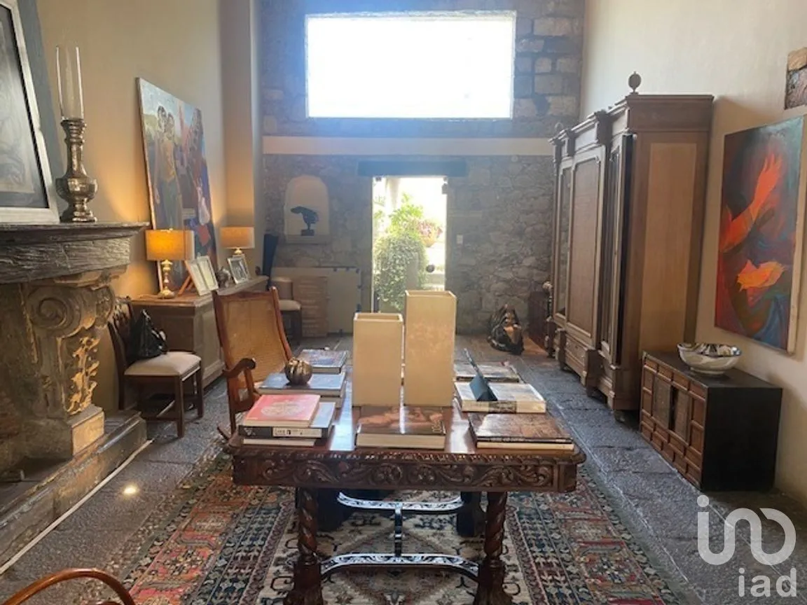 Casa en Venta en Paseo de las Lomas, Álvaro Obregón, Ciudad de México | NEX-280844 | iad México | Foto 2 de 34