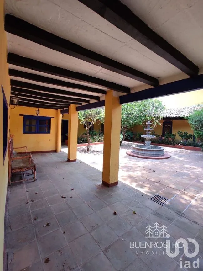 Casa en Renta en Valle de Bravo, Valle de Bravo, Estado De México | NEX-201885 | iad México | Foto 3 de 14