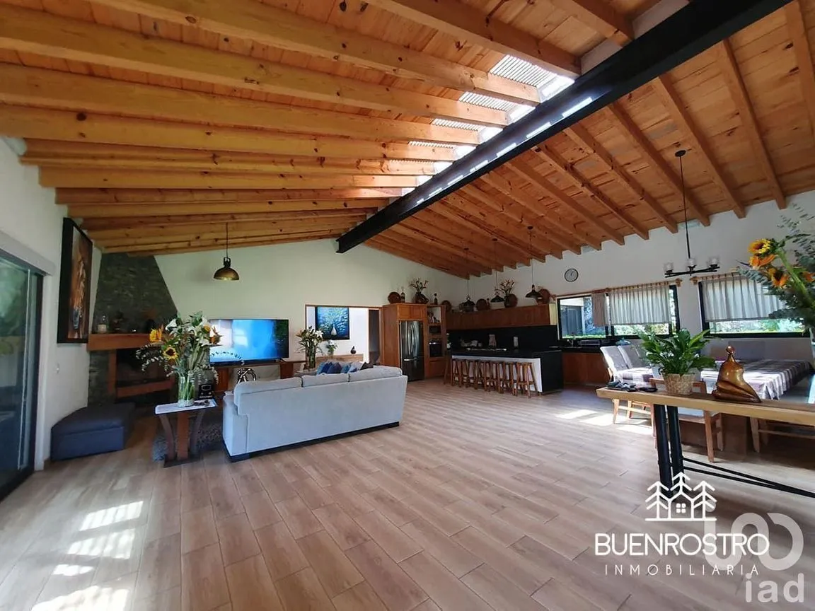 Casa en Renta en Cerro Gordo, Valle de Bravo, Estado De México | NEX-202428 | iad México | Foto 16 de 34