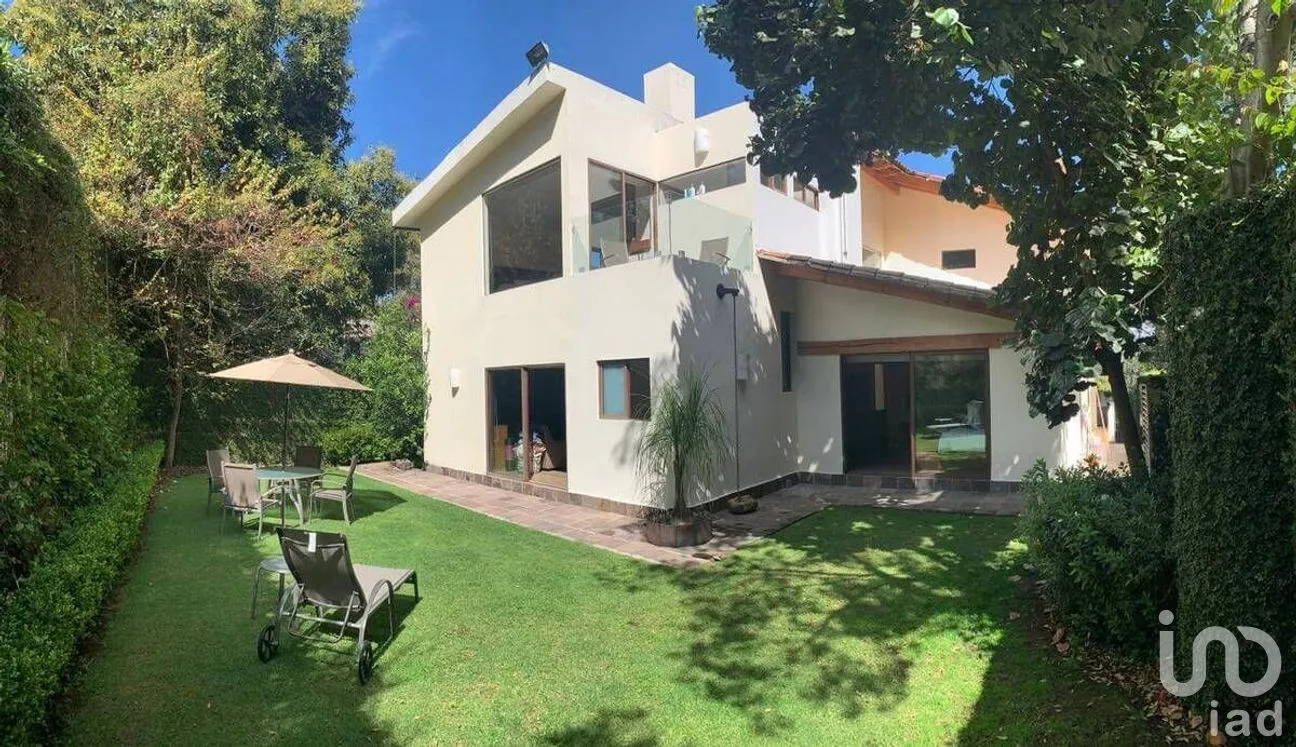 Casa en Venta en Avándaro, Valle de Bravo, Estado De México | NEX-227236 | iad México | Foto 19 de 35