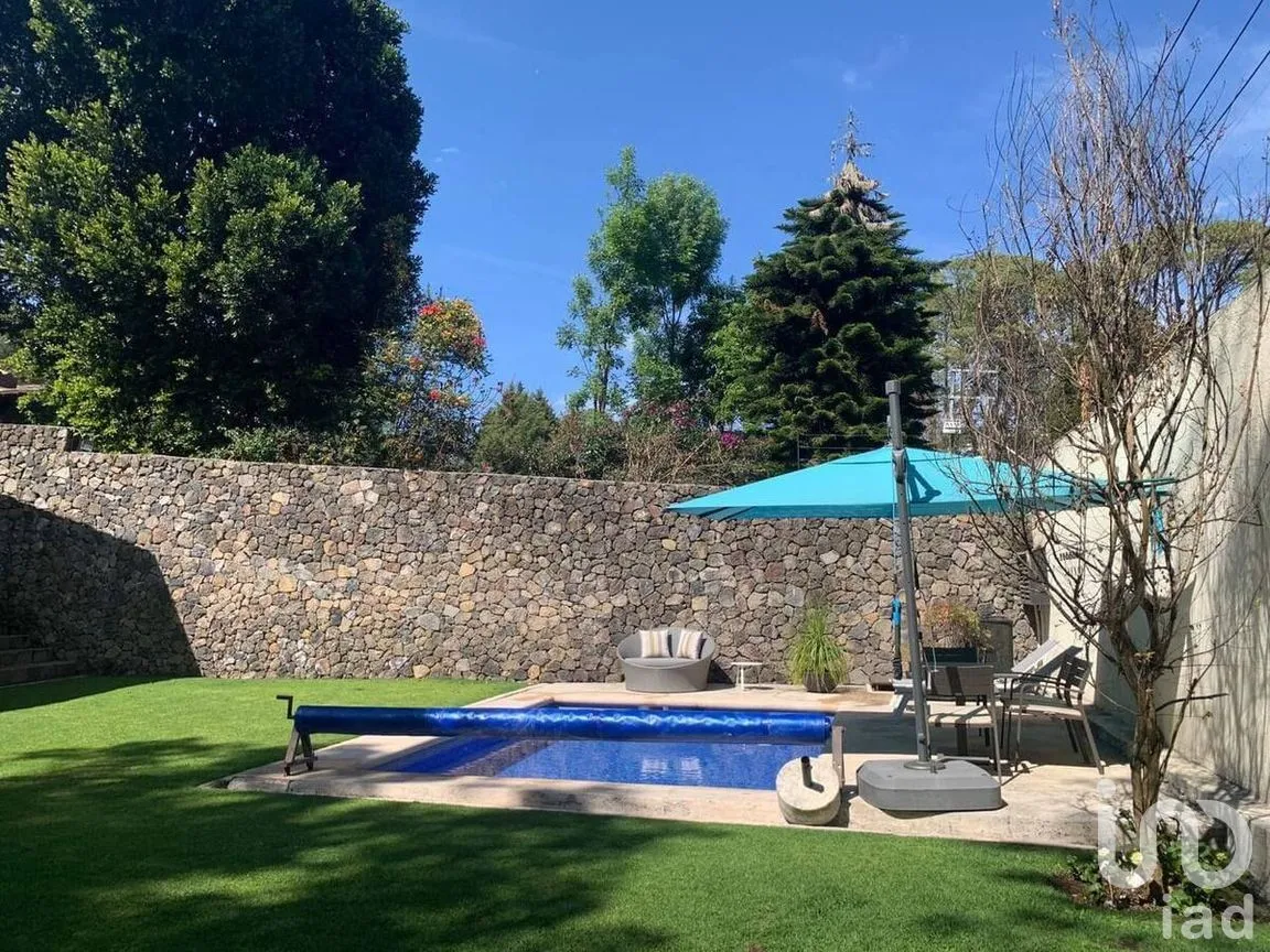 Casa en Venta en Avándaro, Valle de Bravo, Estado De México | NEX-227236 | iad México | Foto 3 de 35