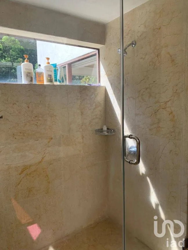 Casa en Venta en Avándaro, Valle de Bravo, Estado De México | NEX-227236 | iad México | Foto 26 de 35