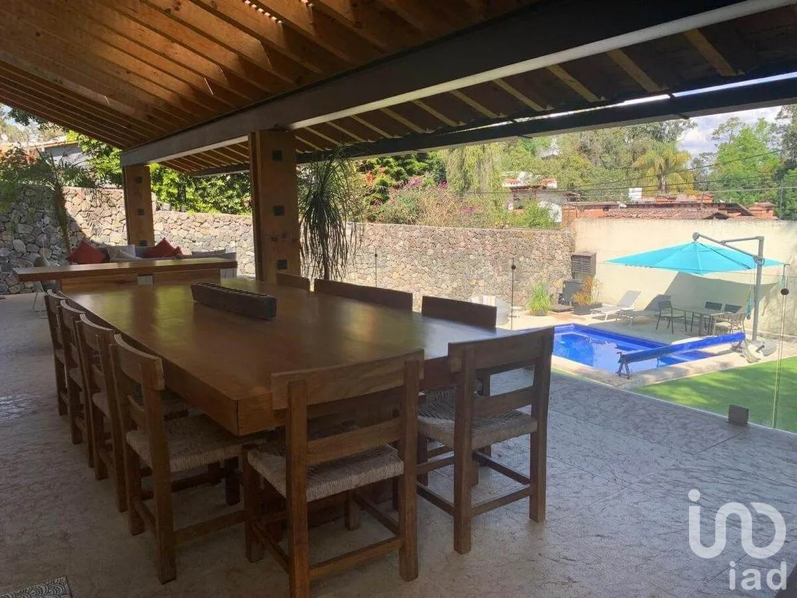 Casa en Venta en Avándaro, Valle de Bravo, Estado De México | NEX-227236 | iad México | Foto 4 de 35