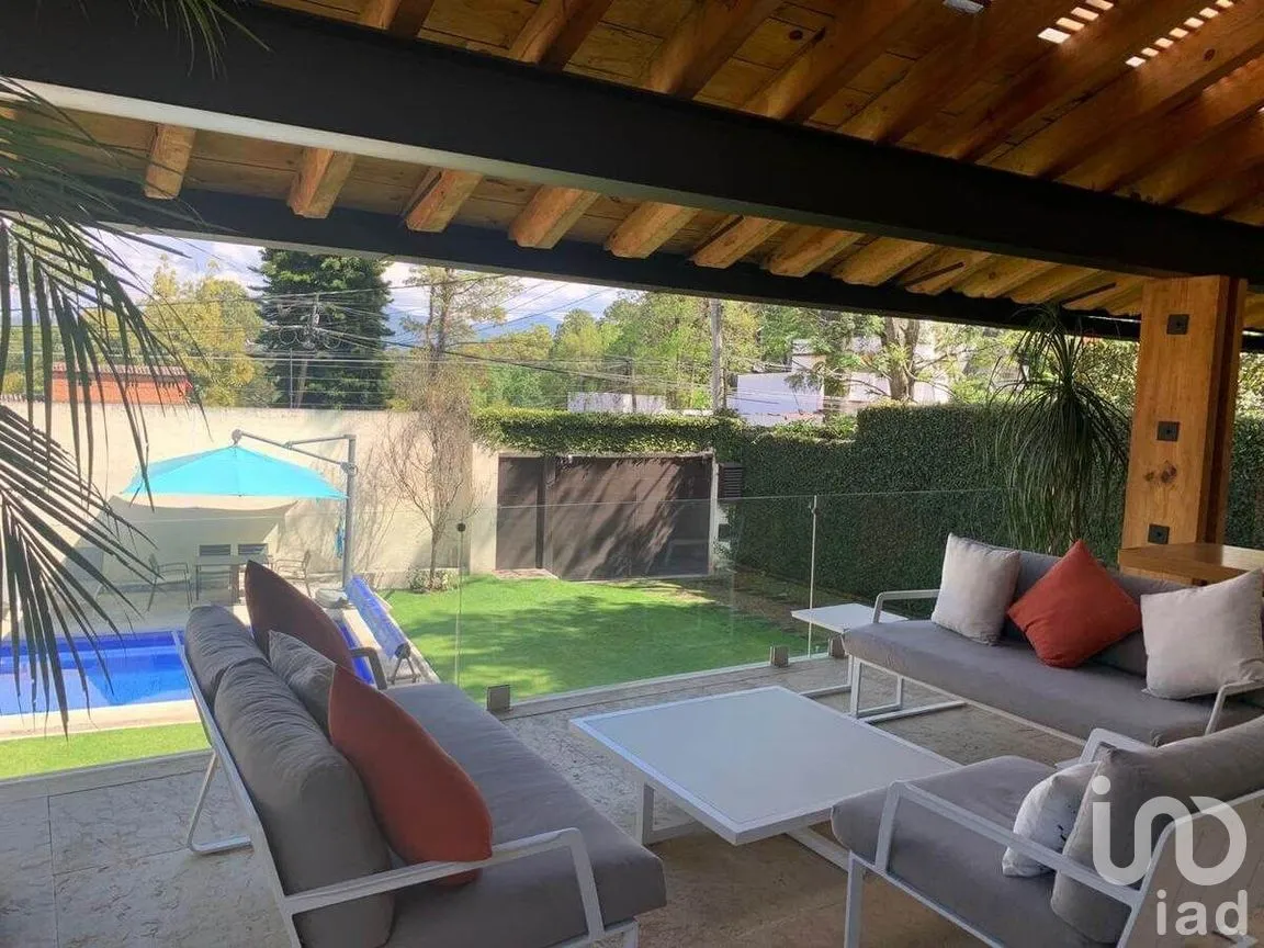 Casa en Venta en Avándaro, Valle de Bravo, Estado De México | NEX-227236 | iad México | Foto 5 de 35