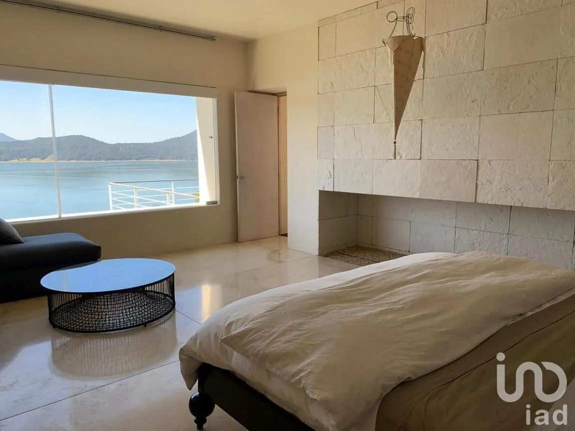 Casa en Venta en La Peña, Valle de Bravo, Estado De México | NEX-227237 | iad México | Foto 22 de 39