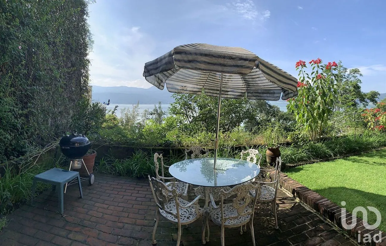 Casa en Venta en La Peña, Valle de Bravo, Estado De México | NEX-227238 | iad México | Foto 21 de 26