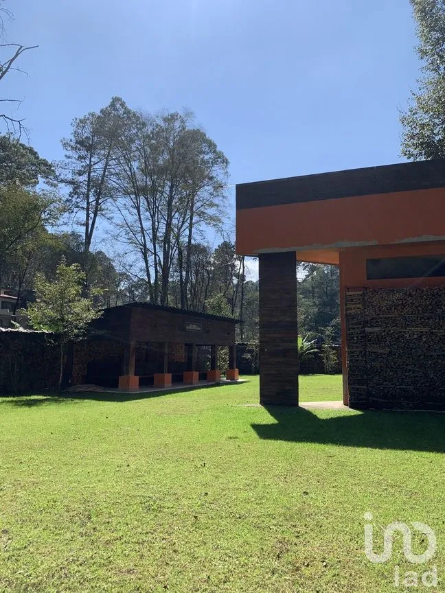 Casa en Venta en Avándaro, Valle de Bravo, Estado De México | NEX-227240 | iad México | Foto 4 de 16