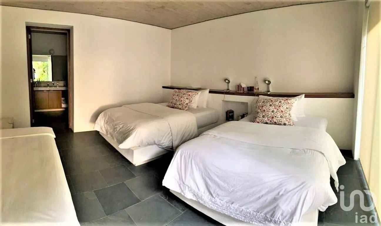 Casa en Venta en Valle de Bravo, Valle de Bravo, Estado De México | NEX-227241 | iad México | Foto 13 de 21