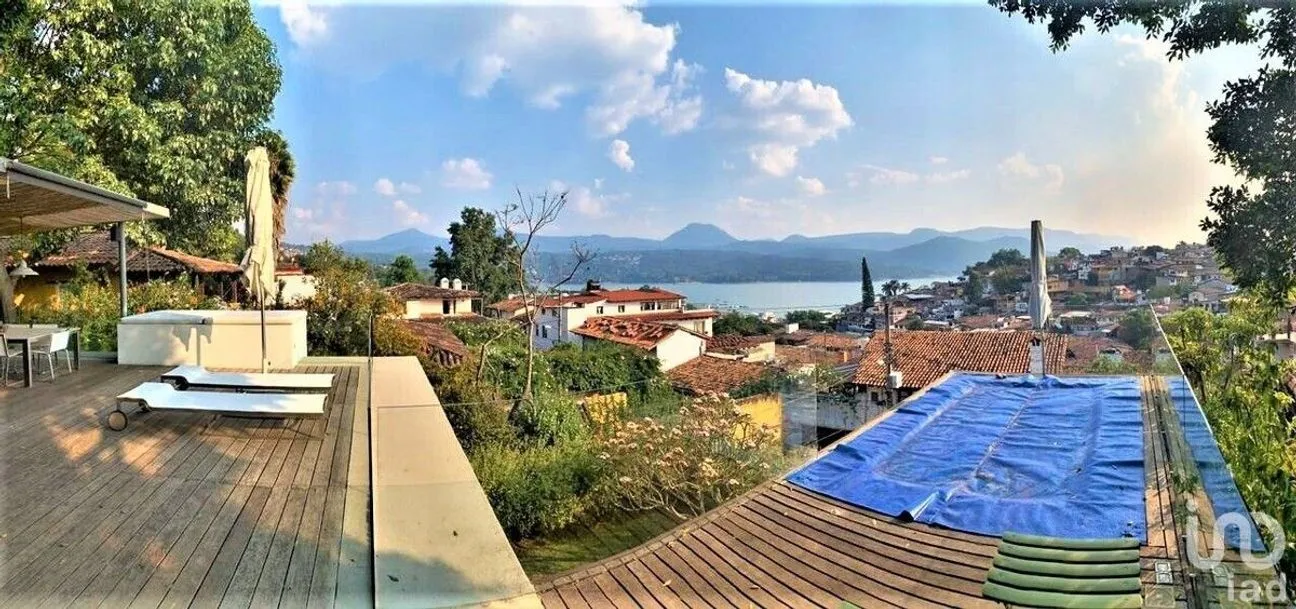Casa en Venta en Valle de Bravo, Valle de Bravo, Estado De México | NEX-227241 | iad México | Foto 4 de 21