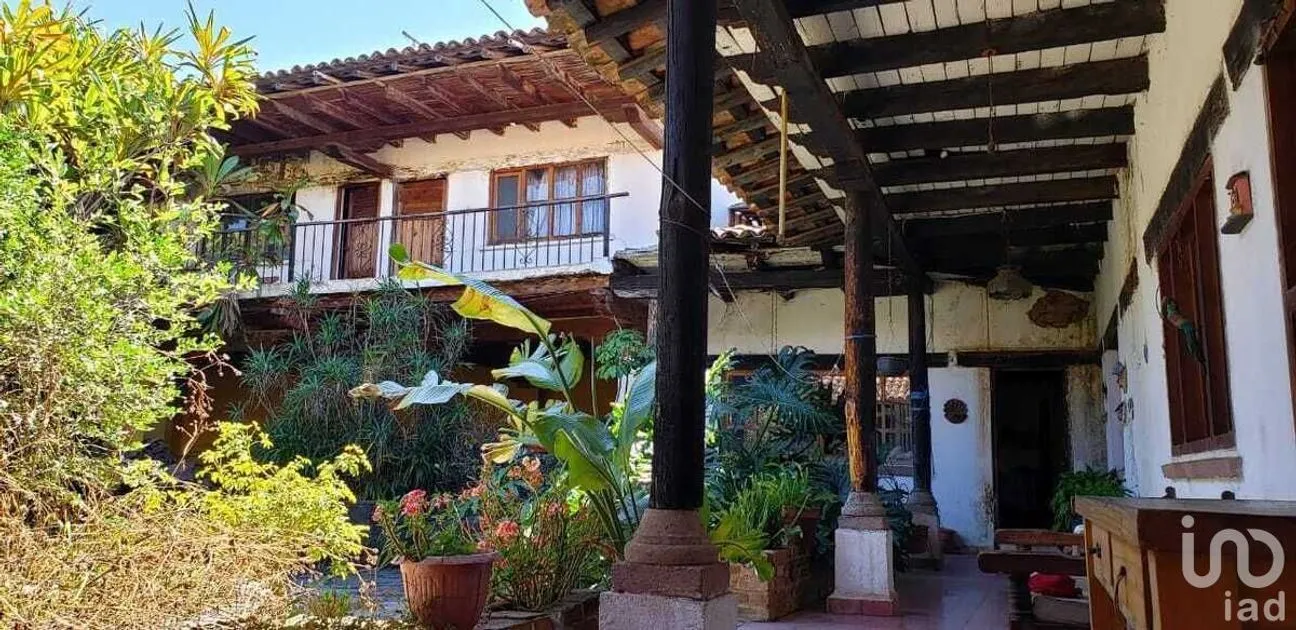 Casa en Venta en Valle de Bravo, Valle de Bravo, Estado De México | NEX-227248 | iad México | Foto 4 de 7