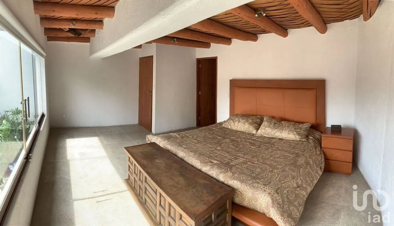 Casa en Renta en Valle de Bravo, Valle de Bravo, Estado De México | NEX-227249 | iad México | Foto 3 de 22