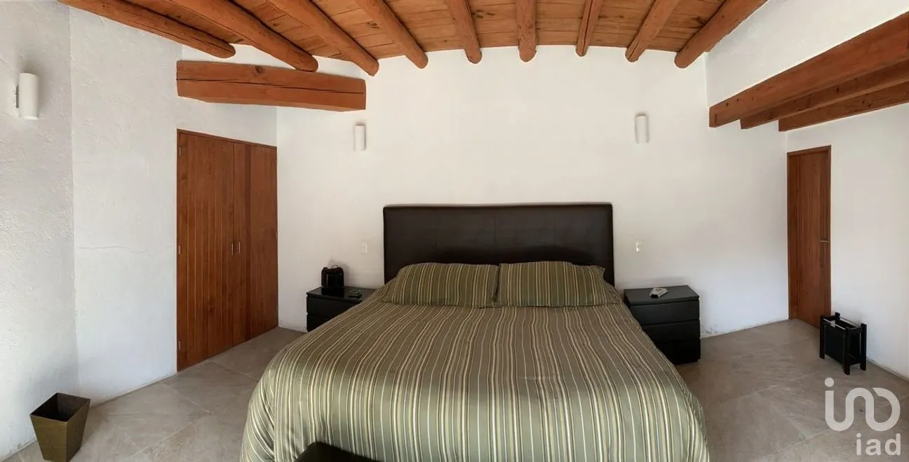 Casa en Venta en Valle de Bravo, Valle de Bravo, Estado De México | NEX-227250 | iad México | Foto 8 de 22