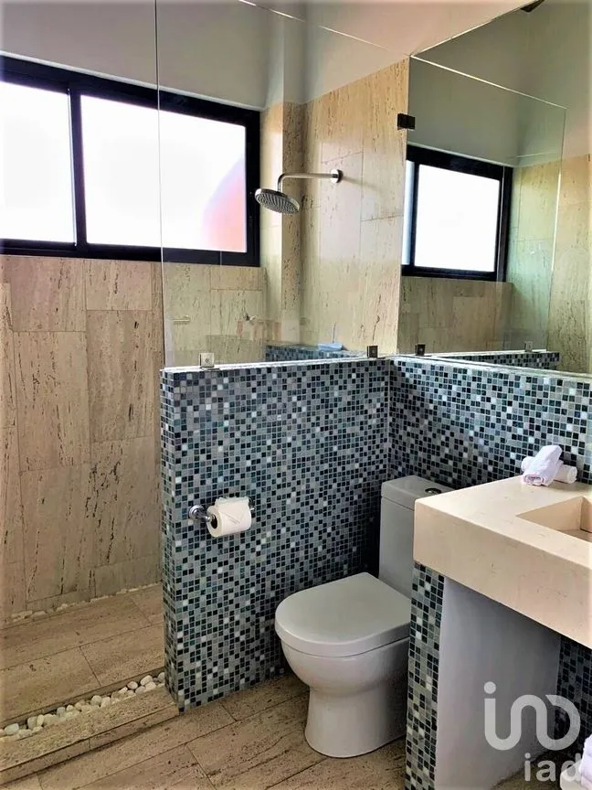 Casa en Venta en Valle de Bravo, Valle de Bravo, Estado De México | NEX-227251 | iad México | Foto 11 de 15