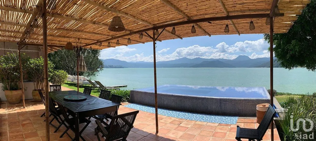 Casa en Venta en San Gaspar, Valle de Bravo, Estado De México | NEX-227252 | iad México | Foto 13 de 15