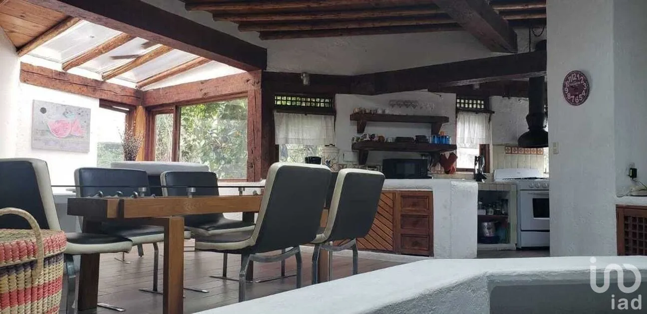 Casa en Renta en Valle de Bravo, Valle de Bravo, Estado De México | NEX-227260 | iad México | Foto 9 de 18