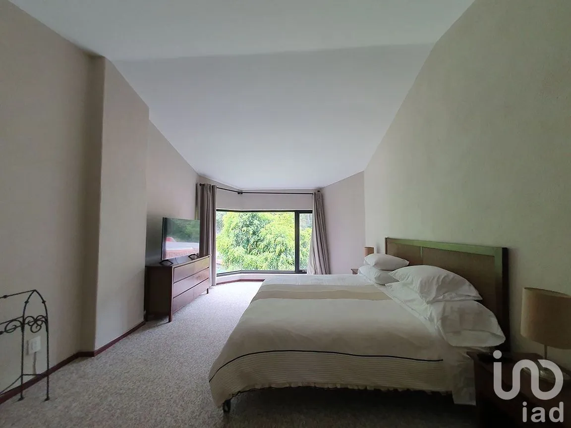 Casa en Venta en Avándaro, Valle de Bravo, Estado De México | NEX-227262 | iad México | Foto 28 de 47