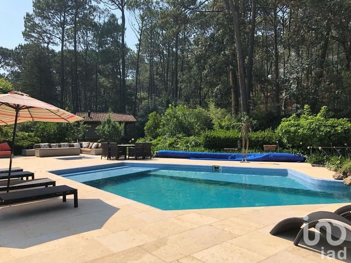 Casa en Venta en Avándaro, Valle de Bravo, Estado De México | NEX-227262 | iad México | Foto 4 de 47
