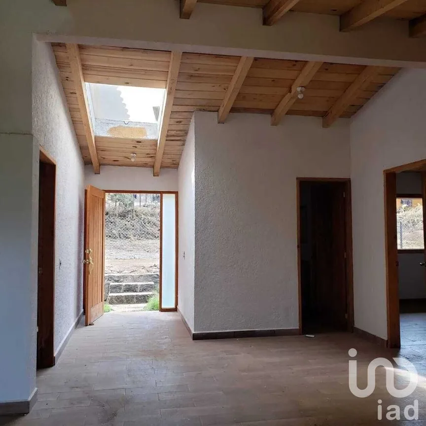 Casa en Renta en Valle de Bravo, Valle de Bravo, Estado De México | NEX-227278 | iad México | Foto 7 de 10