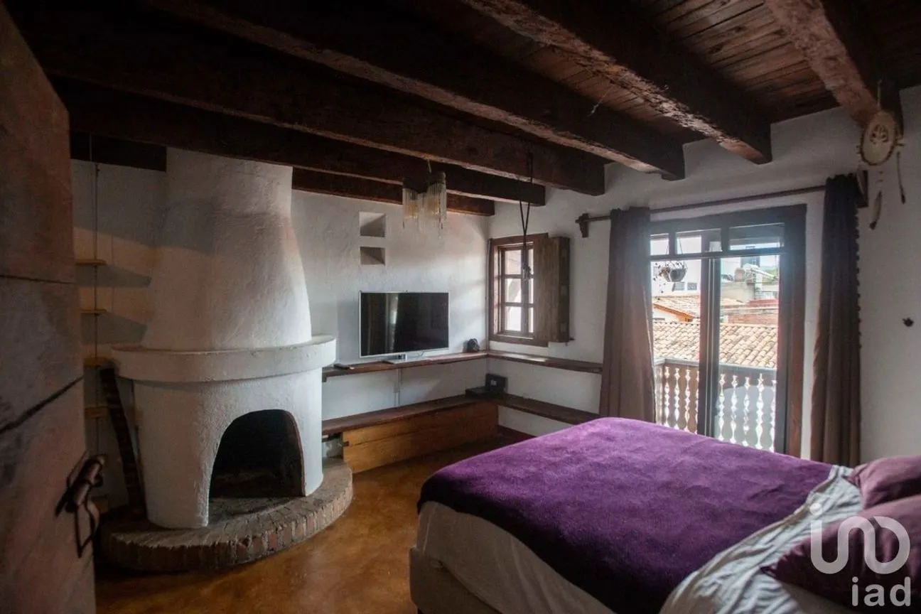 Casa en Venta en Valle de Bravo, Valle de Bravo, Estado De México | NEX-227296 | iad México | Foto 9 de 17